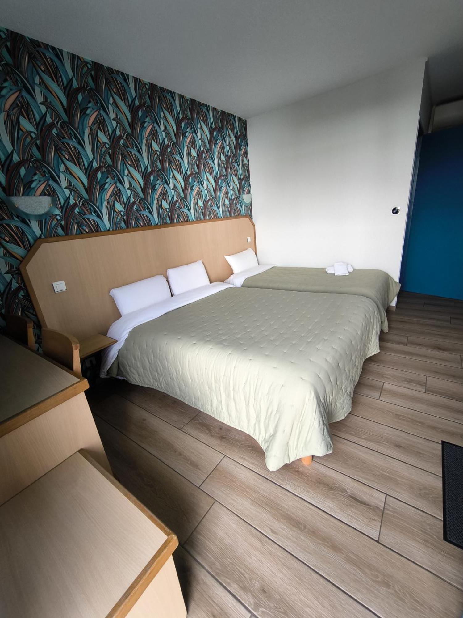 Hotel Le Laury'S Onet-le-Chateau ภายนอก รูปภาพ