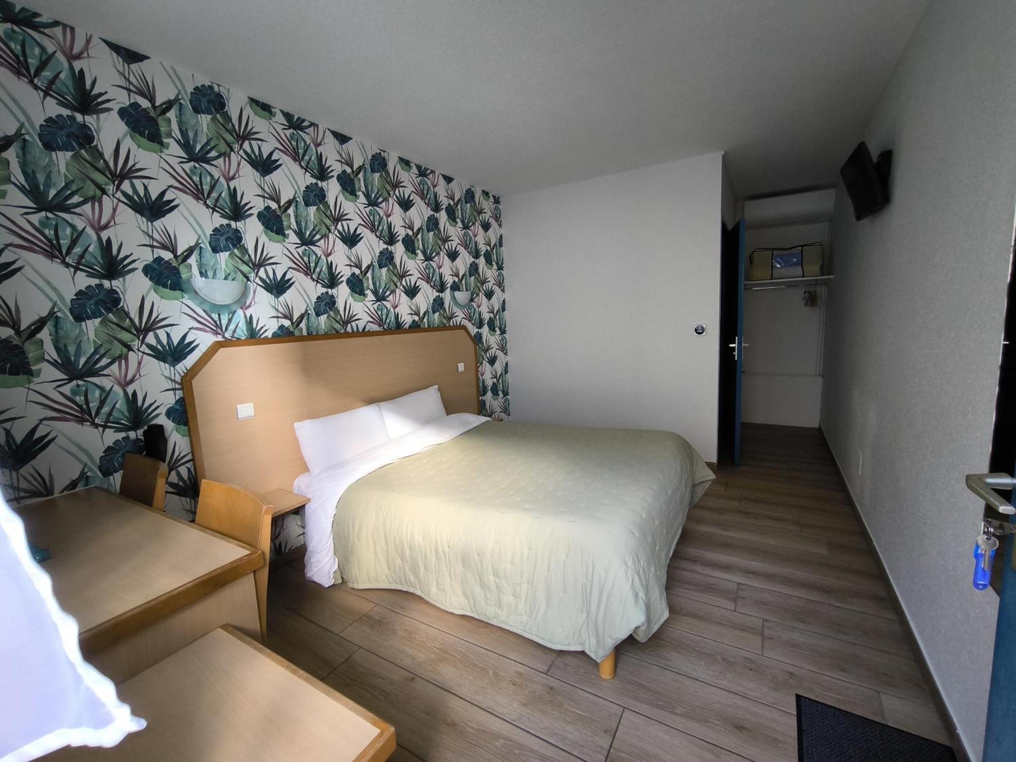 Hotel Le Laury'S Onet-le-Chateau ภายนอก รูปภาพ